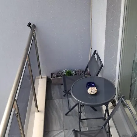 公寓 Breeze Retreate With Balcony & Parking Lot 瓦爾納
